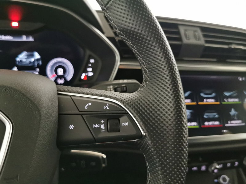 Audi Q3 Sportback usata a Chieti (11)