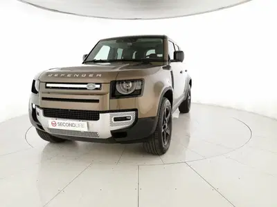 Land Rover Defender 110 3.0d i6 mhev XS Edition awd 250cv auto del 2023 usata a San Giovanni Teatino
