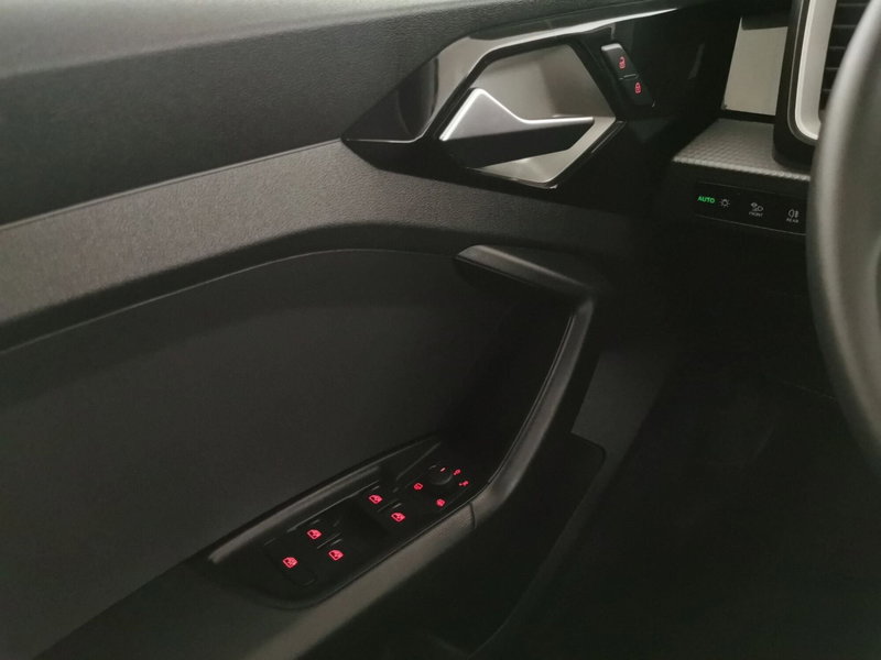 Audi A1 allstreet usata a Chieti (20)