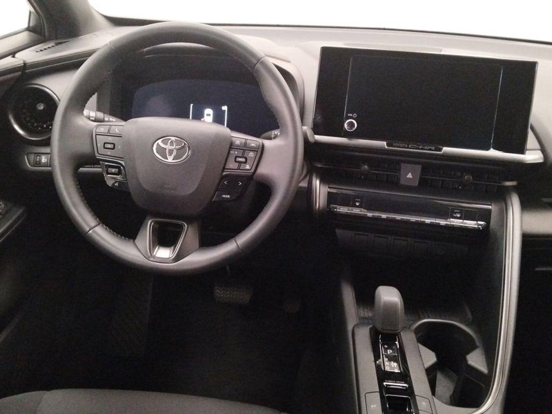 Toyota Toyota C-HR usata a Roma (7)