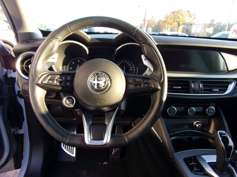 Alfa Romeo Stelvio usata a Reggio Emilia (11)