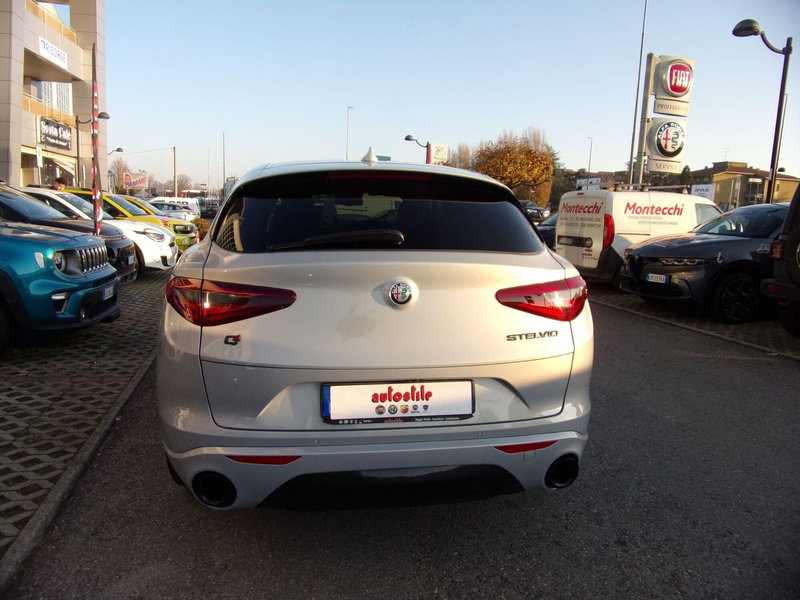 Alfa Romeo Stelvio usata a Reggio Emilia (6)