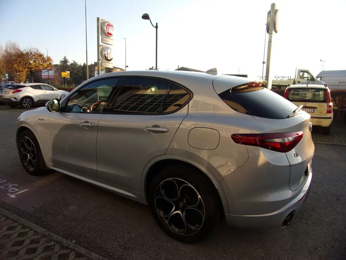 Alfa Romeo Stelvio usata a Reggio Emilia (7)