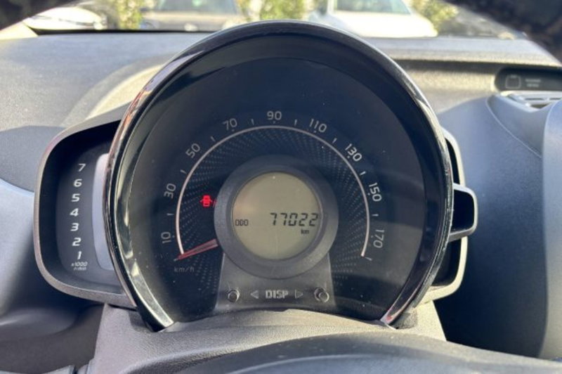 Toyota Aygo usata a Latina (11)