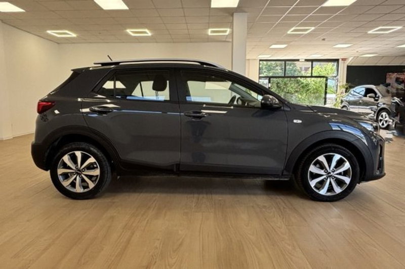 Kia Stonic usata a Latina (4)