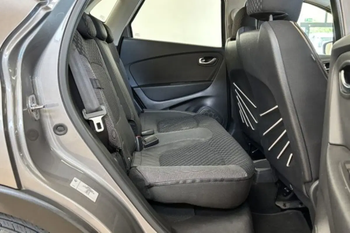 Renault Captur usata a Latina (10)