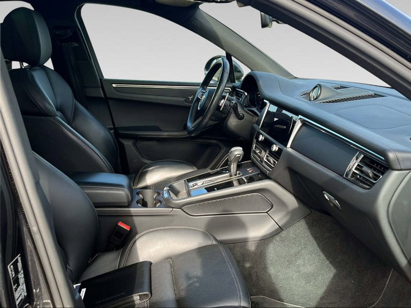 Porsche Macan usata a Grosseto (11)