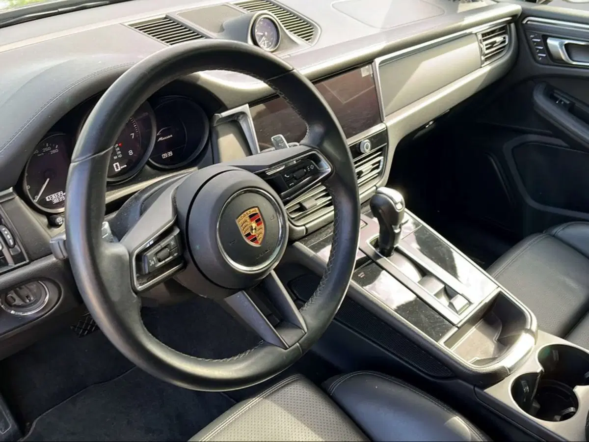 Porsche Macan usata a Grosseto (12)