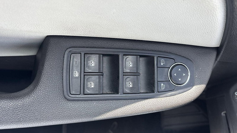 Renault Clio usata a Parma (17)