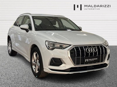 Audi Q3 35 2.0 tdi Business Advanced s-tronic del 2020 usata a Trani