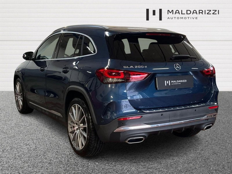 Mercedes-Benz GLA SUV usata a Bari (4)