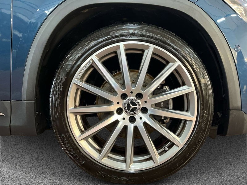 Mercedes-Benz GLA SUV usata a Bari (6)