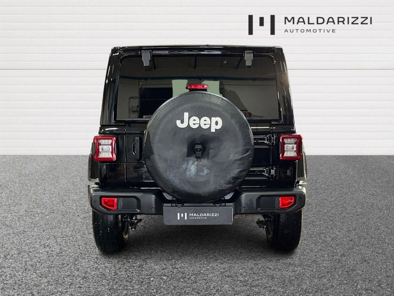 Jeep Wrangler Unlimited usata a Bari (3)
