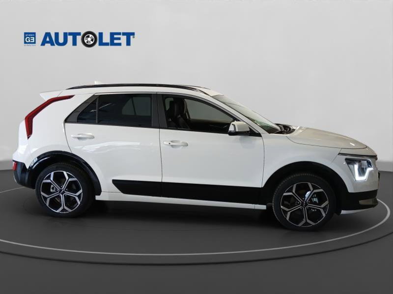 Kia Niro nuova a Genova (4)
