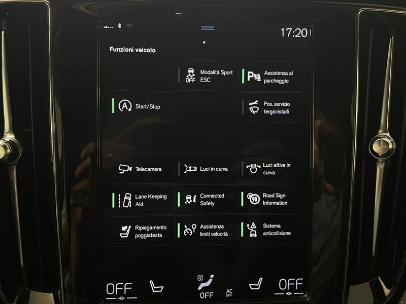 Volvo V60 Cross Country usata a Como (14)