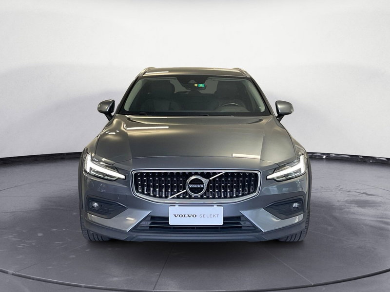 Volvo V60 Cross Country usata a Como (2)