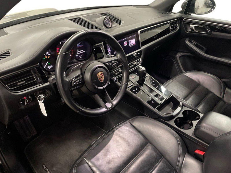 Porsche Macan usata a Ancona (16)