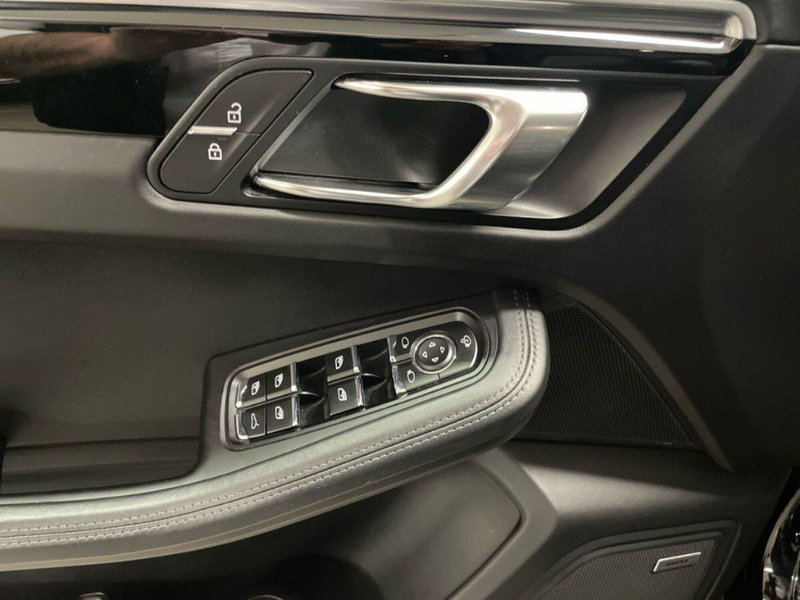 Porsche Macan usata a Ancona (17)