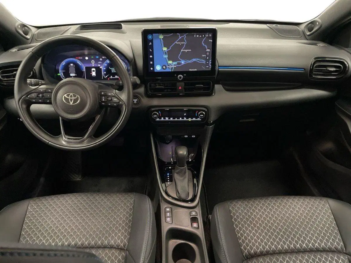 Toyota Yaris usata a Macerata (10)