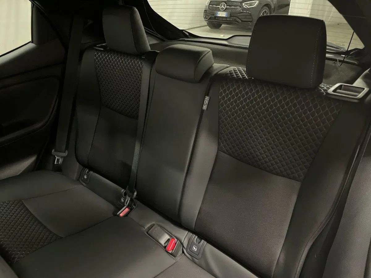 Toyota Yaris usata a Macerata (13)
