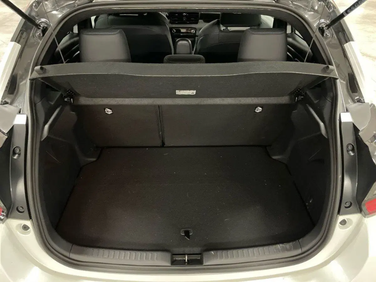 Toyota Yaris usata a Macerata (7)
