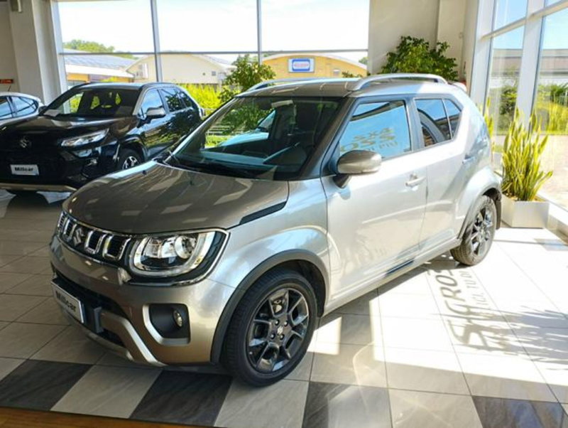 Suzuki Ignis usata a Varese