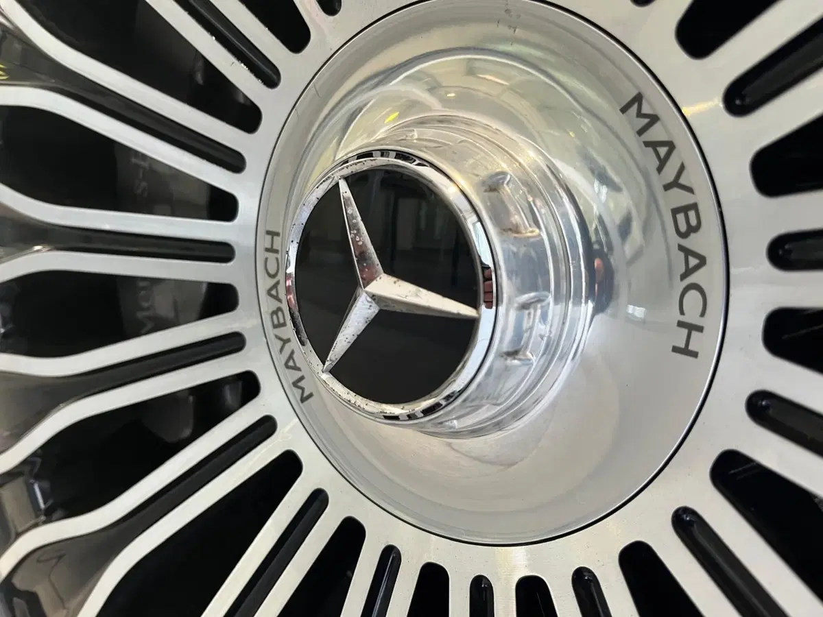 Mercedes-Benz Maybach S usata a Avellino (16)