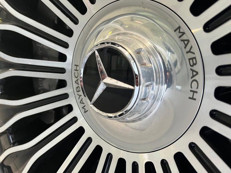 Mercedes-Benz Maybach S usata a Avellino (16)