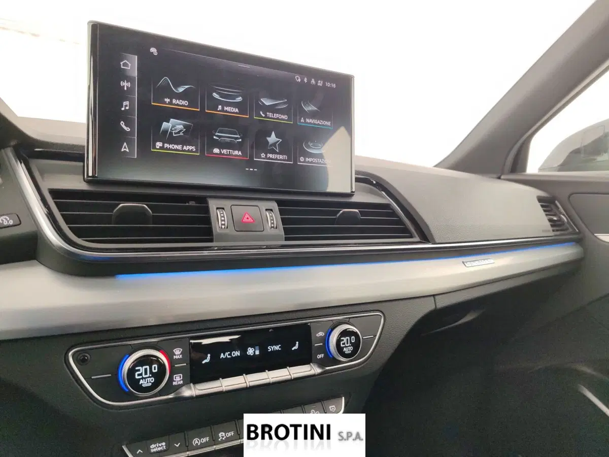Audi Q5 Sportback usata a Massa-Carrara (12)