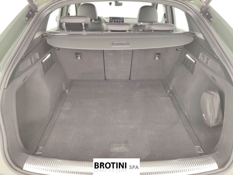 Audi Q5 Sportback usata a Massa-Carrara (16)