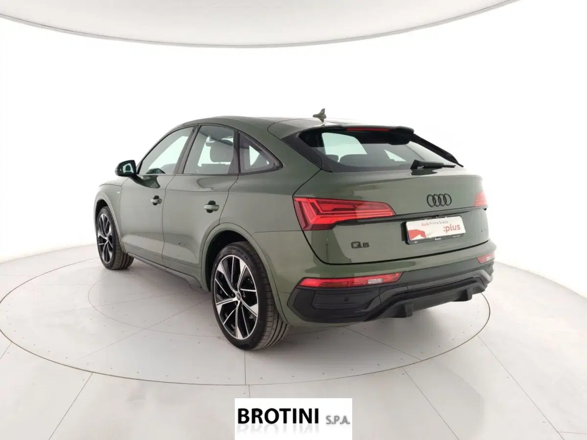 Audi Q5 Sportback usata a Massa-Carrara (2)