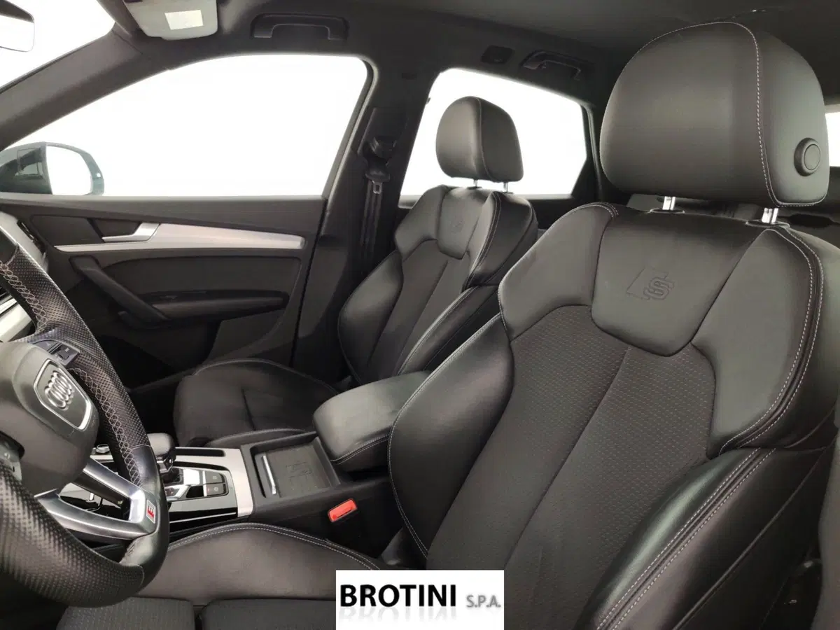Audi Q5 Sportback usata a Massa-Carrara (9)