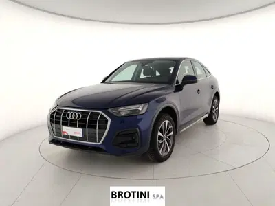 Audi Q5 40 TDI 204 CV quattro S tronic Business del 2023 usata a Massa