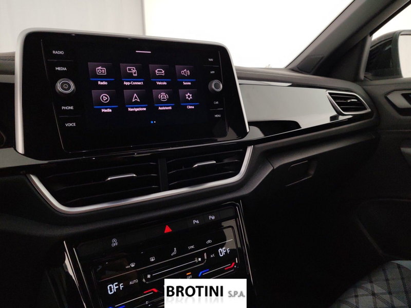 Volkswagen T-Roc usata a Massa-Carrara (13)