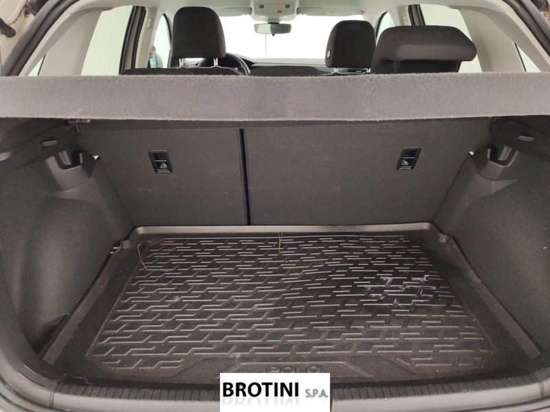 Volkswagen Polo usata a Massa-Carrara (15)