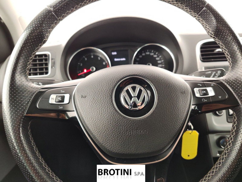 Volkswagen Polo usata a Massa-Carrara (13)