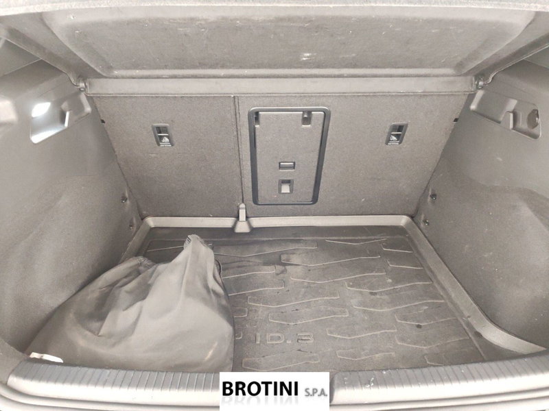 Volkswagen ID.3 usata a Massa-Carrara (15)