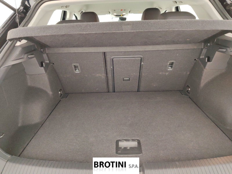 Volkswagen T-Roc usata a Massa-Carrara (15)