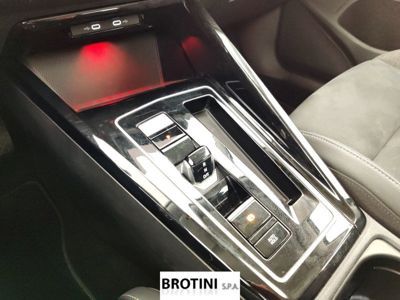 Volkswagen Golf usata a Massa-Carrara (12)