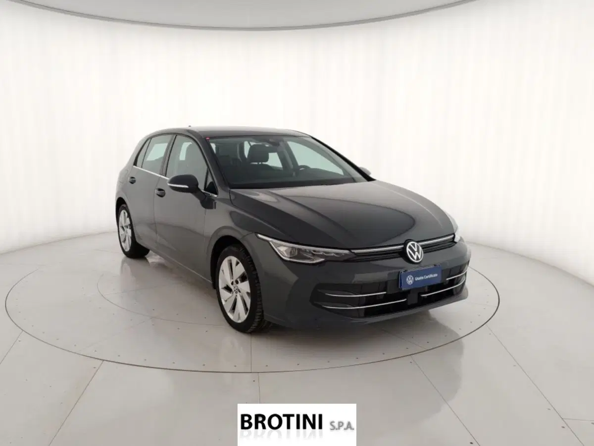 Volkswagen Golf usata a Massa-Carrara (4)