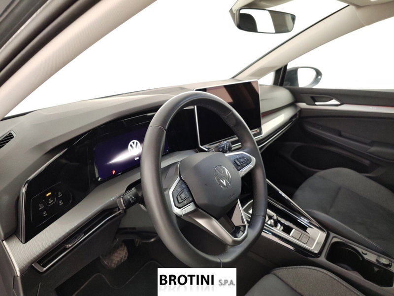 Volkswagen Golf usata a Massa-Carrara (8)