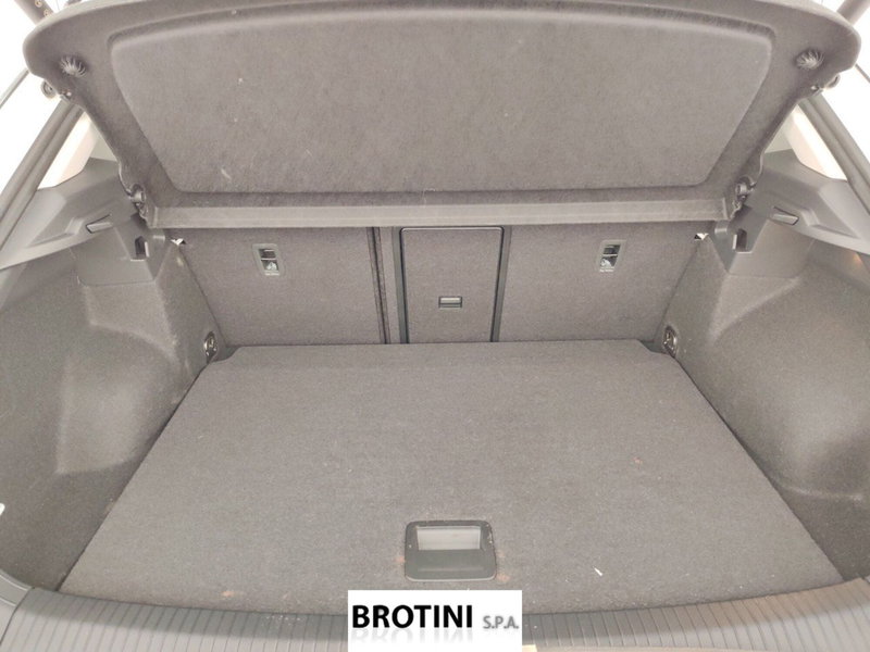 Volkswagen T-Roc usata a Massa-Carrara (16)