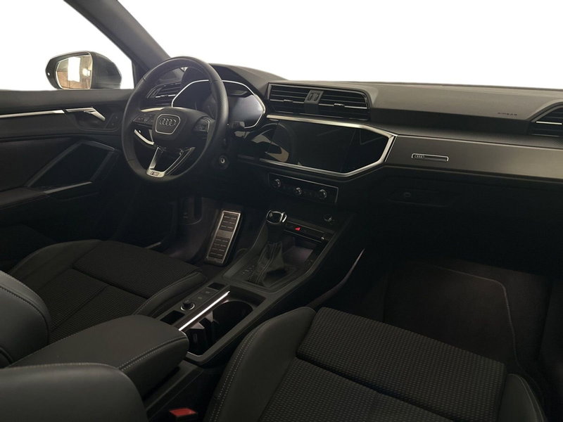 Audi Q3 Sportback usata a Napoli (10)