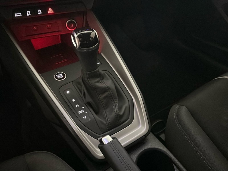 Audi A1 allstreet usata a Napoli (15)