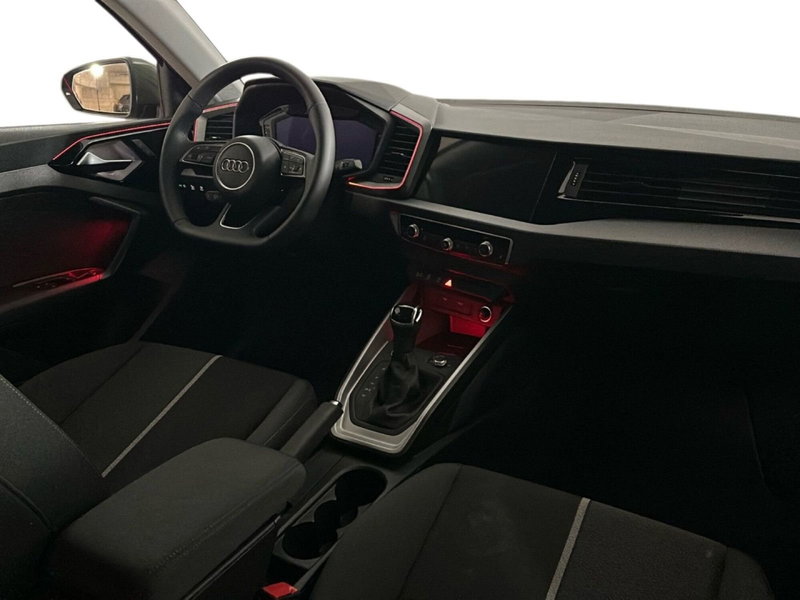 Audi A1 allstreet usata a Napoli (9)