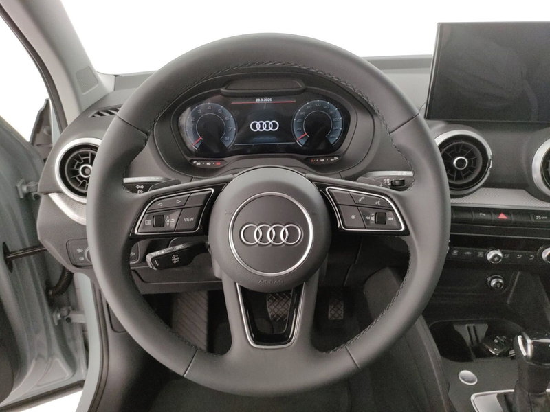 Audi Q2 usata a Napoli (11)