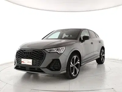 Audi Q3 Sportback 35 TFSI S line edition del 2022 usata a Torre Annunziata