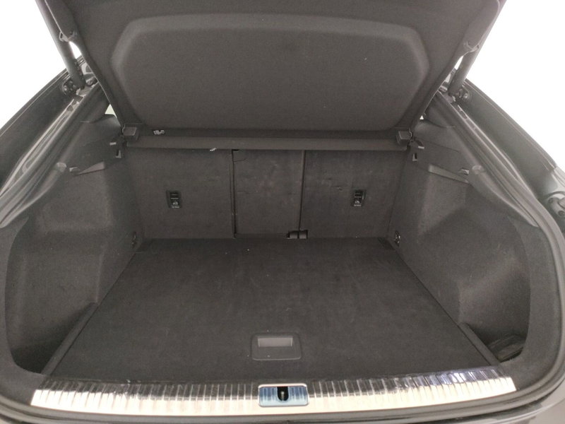 Audi Q3 Sportback usata a Napoli (10)