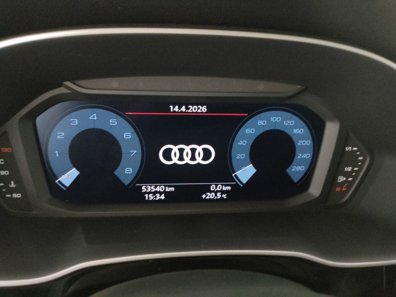 Audi Q3 Sportback usata a Napoli (16)