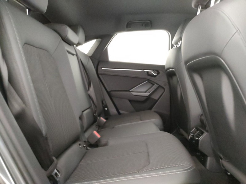 Audi Q3 Sportback usata a Napoli (9)